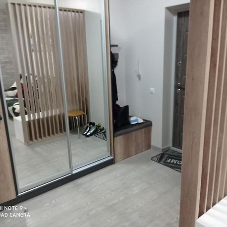 Lux Apartment & Центр,Жк Театральний Rivne Eksteriør billede