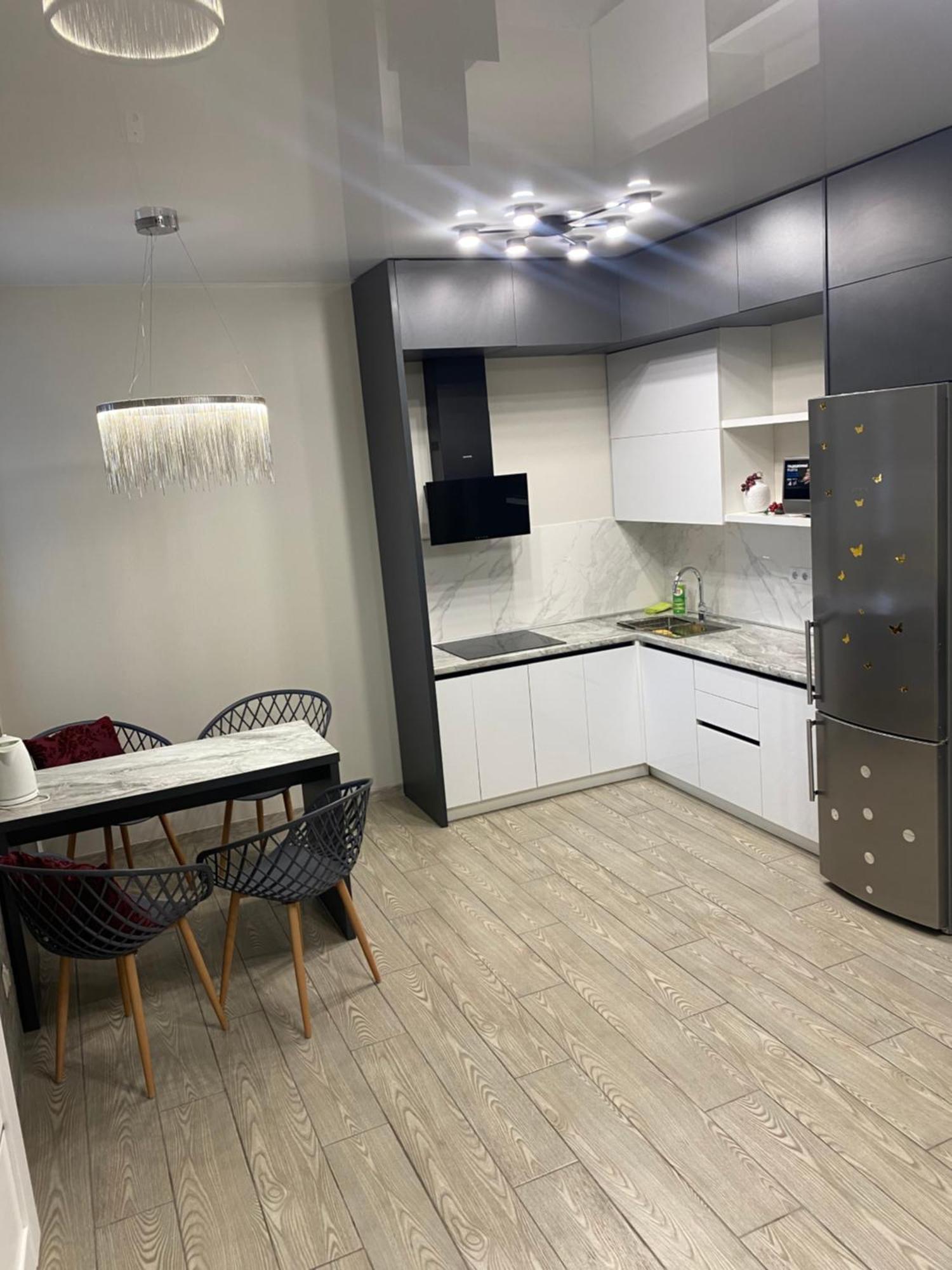 Lux Apartment & Центр,Жк Театральний Rivne Eksteriør billede